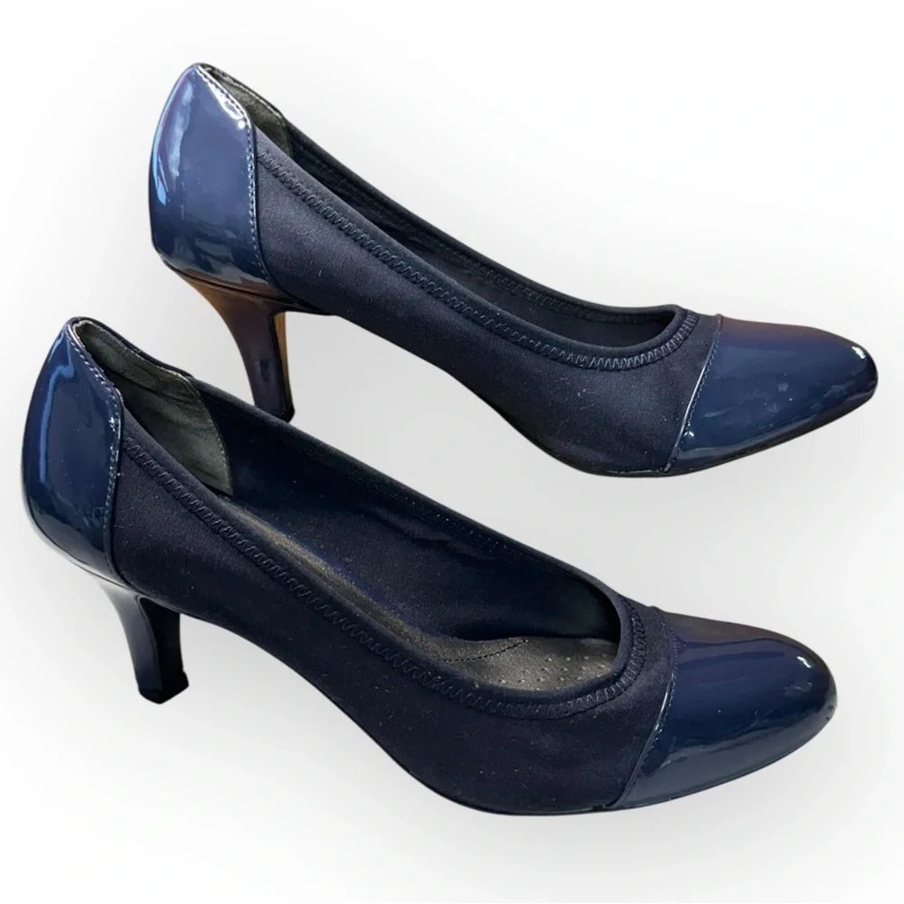 Life Stride Women’s Navy Blue Heels Size 10‎